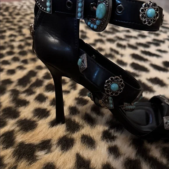 Azalea Wang Buckle Heels Brand new - Picture 5 of 5